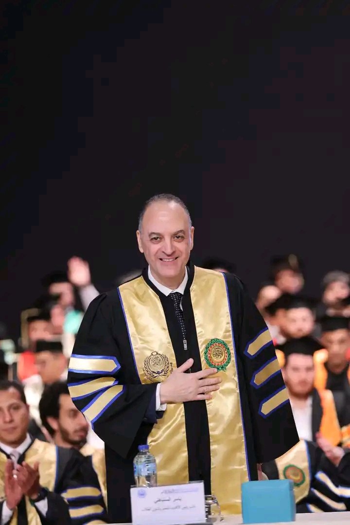 حفل تخريج دفعة جديدة من الأكاديمية العربية