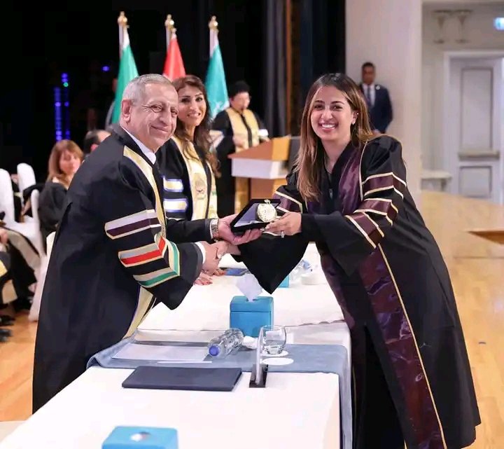 حفل تخريج دفعة جديدة من الأكاديمية العربية