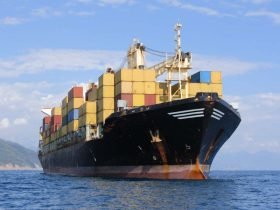 الشحن البحري