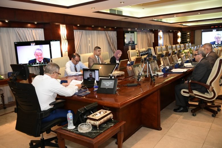 قناة السويس