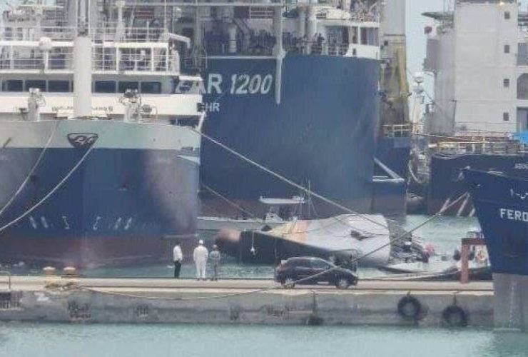 السفينة الحربية