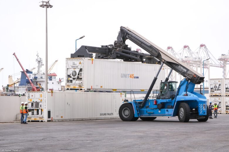 ميناء دمياط