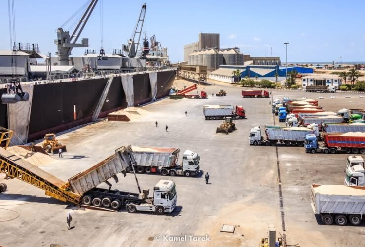 ميناء دمياط