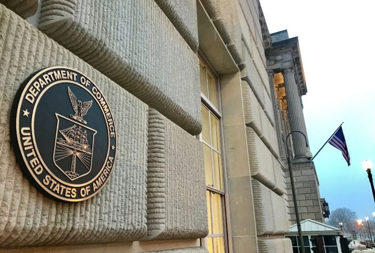 الرسوم الجمركية