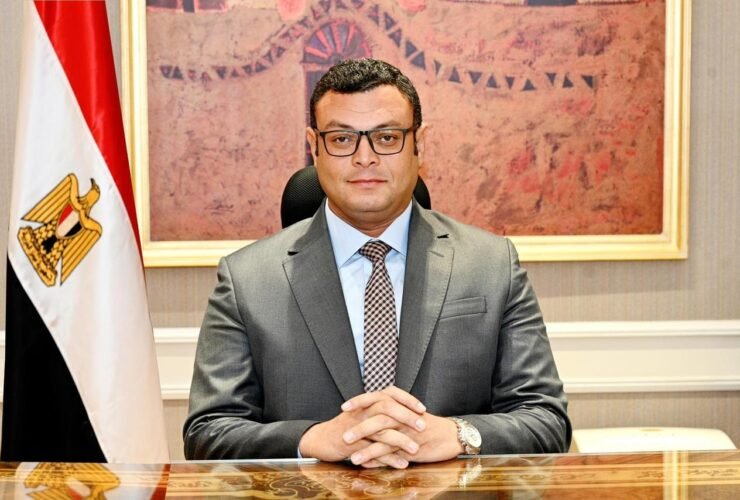 وزير الإسكان